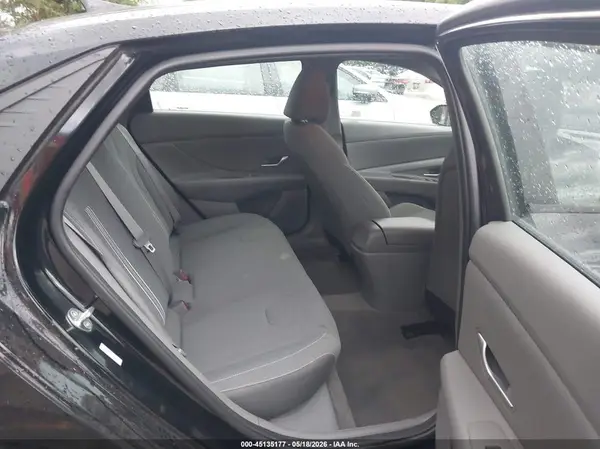 KMHLM4AG2PU466127 2023 HYUNDAI ELANTRA - Image 8
