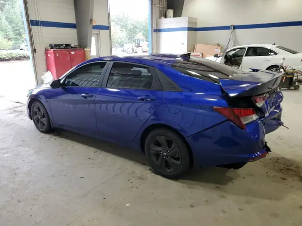 KMHLM4AG2PU468007 2023 HYUNDAI ELANTRA - Image 2