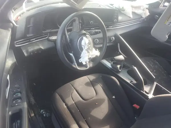 KMHLM4AG2PU489293 2023 HYUNDAI ELANTRA - Image 8