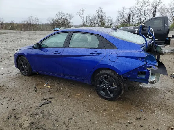 KMHLM4AG2PU490928 2023 HYUNDAI ELANTRA - Image 2