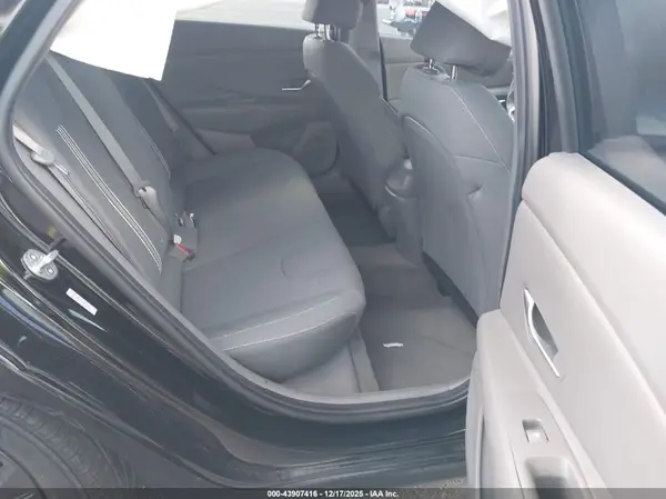 KMHLM4AG2PU502236 2023 HYUNDAI ELANTRA - Image 8