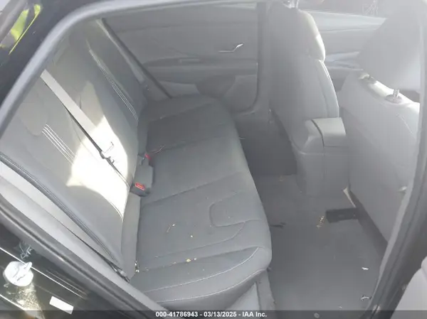 KMHLM4AG2PU513981 2023 HYUNDAI ELANTRA - Image 8
