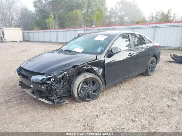 KMHLM4AG2PU520848 2023 HYUNDAI ELANTRA - Image 2