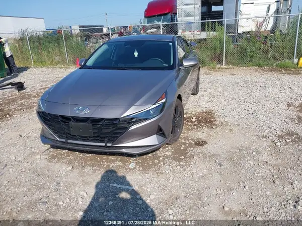 KMHLM4AG2PU531574 2023 HYUNDAI ELANTRA - Image 2