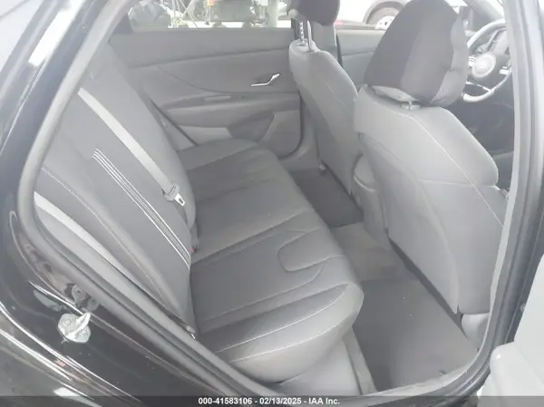 KMHLM4AG2PU537018 2023 HYUNDAI ELANTRA - Image 8