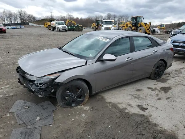 KMHLM4AG2PU567863 2023 HYUNDAI ELANTRA - Image 1