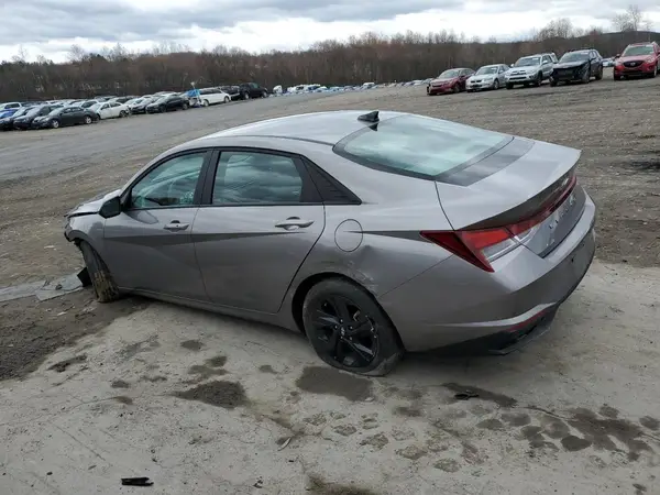 KMHLM4AG2PU567863 2023 HYUNDAI ELANTRA - Image 2