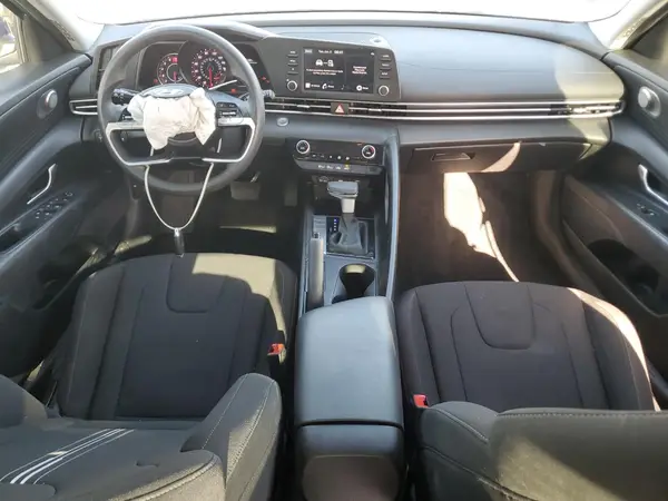 KMHLM4AG2PU572142 2023 HYUNDAI ELANTRA - Image 8