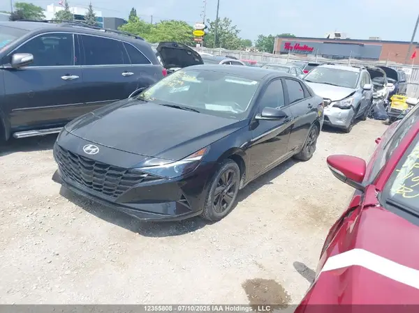 KMHLM4AG2PU573081 2023 HYUNDAI ELANTRA - Image 2