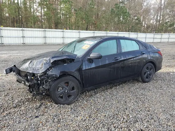 KMHLM4AG2PU575395 2023 HYUNDAI ELANTRA - Image 1