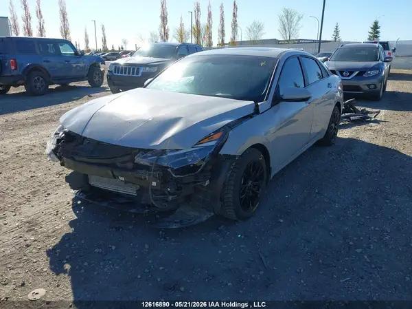 KMHLM4AG2PU579611 2023 HYUNDAI ELANTRA - Image 2