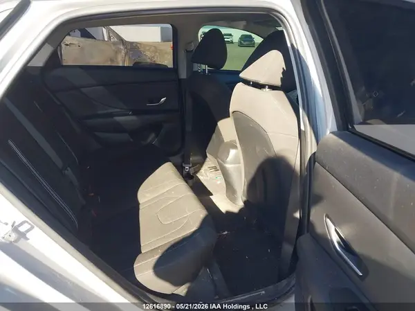 KMHLM4AG2PU579611 2023 HYUNDAI ELANTRA - Image 8