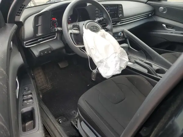 KMHLM4AG2PU589443 2023 HYUNDAI ELANTRA - Image 8