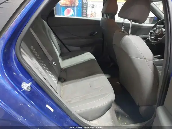KMHLM4AG2PU593282 2023 HYUNDAI ELANTRA - Image 8