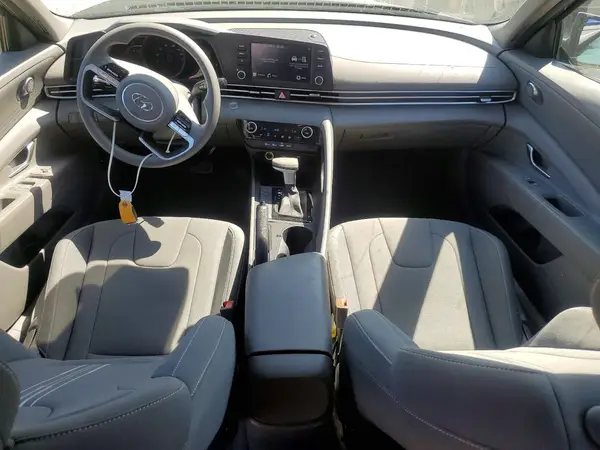 KMHLM4AG2PU596084 2023 HYUNDAI ELANTRA - Image 8