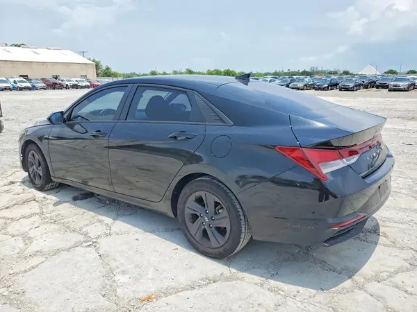 KMHLM4AG2PU605429 2023 HYUNDAI ELANTRA - Image 2