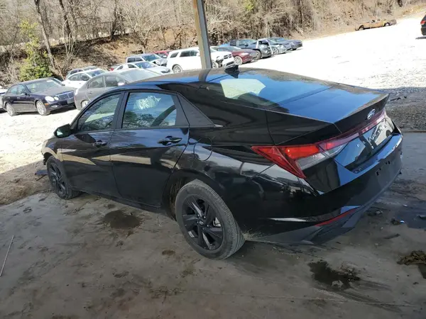 KMHLM4AG2PU609240 2023 HYUNDAI ELANTRA - Image 2