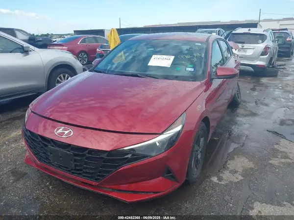 KMHLM4AG2PU611571 2023 HYUNDAI ELANTRA - Image 2