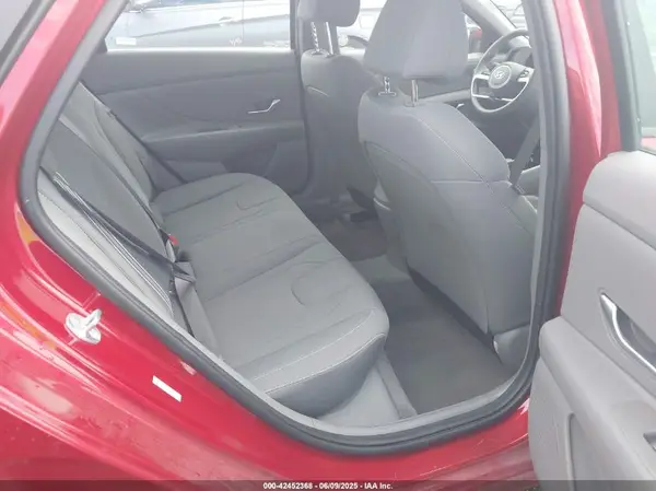 KMHLM4AG2PU611571 2023 HYUNDAI ELANTRA - Image 8
