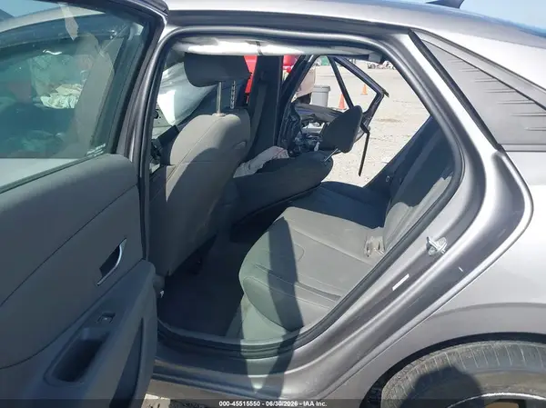 KMHLM4AG2PU611635 2023 HYUNDAI ELANTRA - Image 8