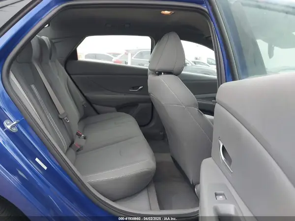 KMHLM4AG2PU626328 2023 HYUNDAI ELANTRA - Image 8