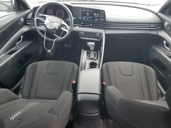 KMHLM4AG2PU627835 2023 HYUNDAI ELANTRA - Image 8