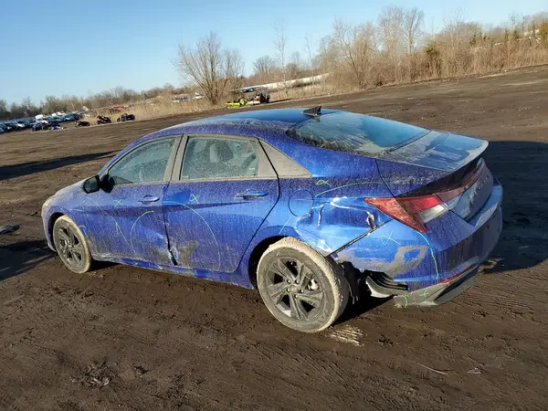 KMHLM4AG2PU629357 2023 HYUNDAI ELANTRA - Image 2