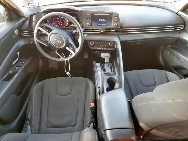 KMHLM4AG3MU064354 2021 HYUNDAI ELANTRA - Image 8
