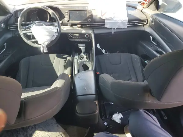 KMHLM4AG3MU065729 2021 HYUNDAI ELANTRA - Image 8