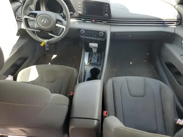 KMHLM4AG3MU066282 2021 HYUNDAI ELANTRA - Image 8