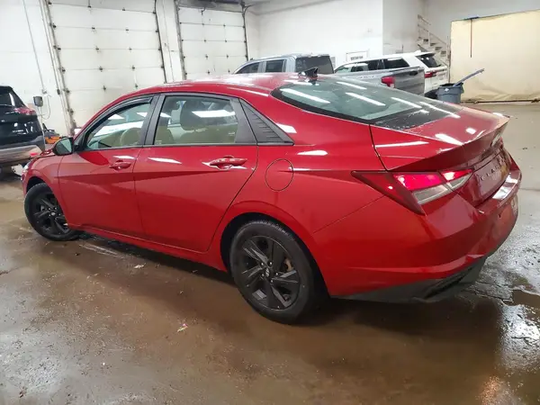 KMHLM4AG3MU069313 2021 HYUNDAI ELANTRA - Image 2