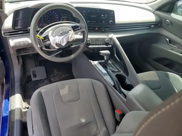 KMHLM4AG3MU069733 2021 HYUNDAI ELANTRA - Image 8