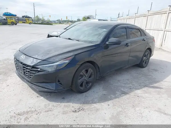 KMHLM4AG3MU075340 2021 HYUNDAI ELANTRA - Image 2