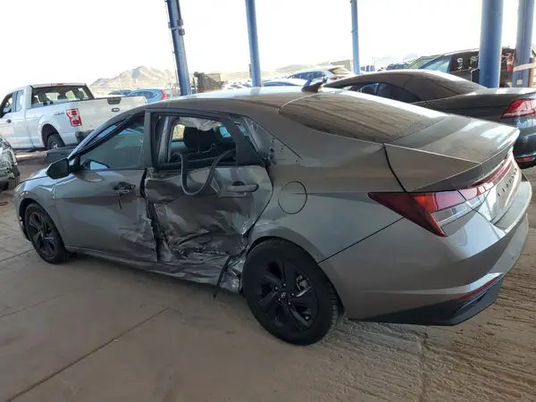 KMHLM4AG3MU093028 2021 HYUNDAI ELANTRA - Image 2