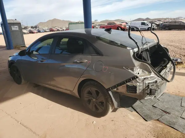 KMHLM4AG3MU102651 2021 HYUNDAI ELANTRA - Image 2