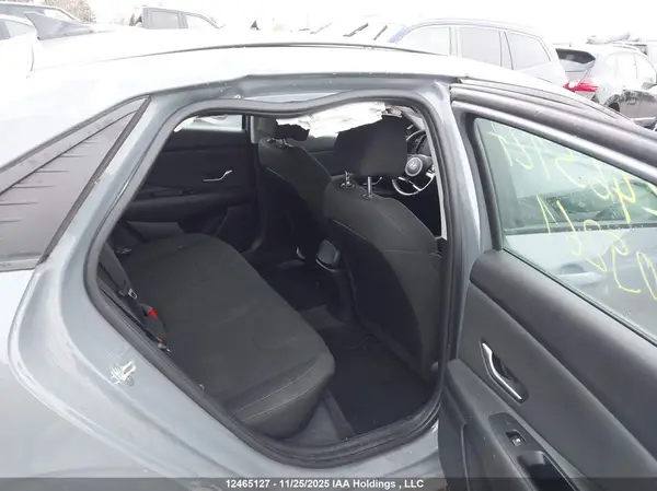 KMHLM4AG3MU109261 2021 HYUNDAI ELANTRA - Image 8