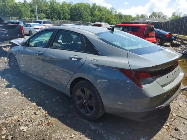 KMHLM4AG3MU120325 2021 HYUNDAI ELANTRA - Image 2