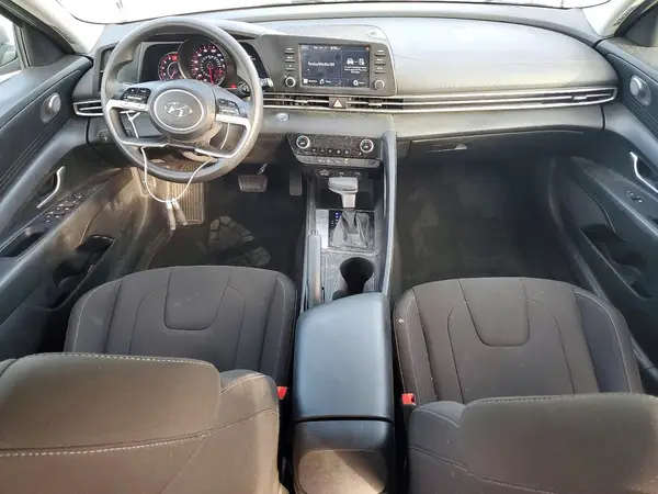 KMHLM4AG3MU121684 2021 HYUNDAI ELANTRA - Image 8