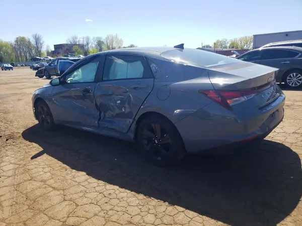 KMHLM4AG3MU126013 2021 HYUNDAI ELANTRA - Image 2