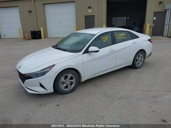 KMHLM4AG3MU152949 2021 HYUNDAI ELANTRA - Image 2