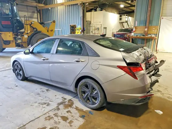 KMHLM4AG3MU155818 2021 HYUNDAI ELANTRA - Image 2