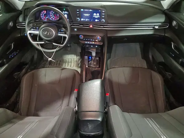 KMHLM4AG3MU155818 2021 HYUNDAI ELANTRA - Image 8