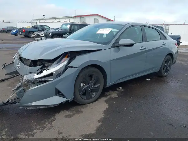 KMHLM4AG3MU155866 2021 HYUNDAI ELANTRA - Image 2