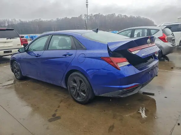 KMHLM4AG3MU156502 2021 HYUNDAI ELANTRA - Image 2