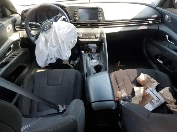 KMHLM4AG3MU164244 2021 HYUNDAI ELANTRA - Image 8