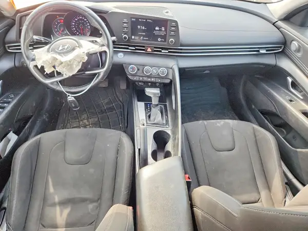 KMHLM4AG3MU166317 2021 HYUNDAI ELANTRA - Image 8