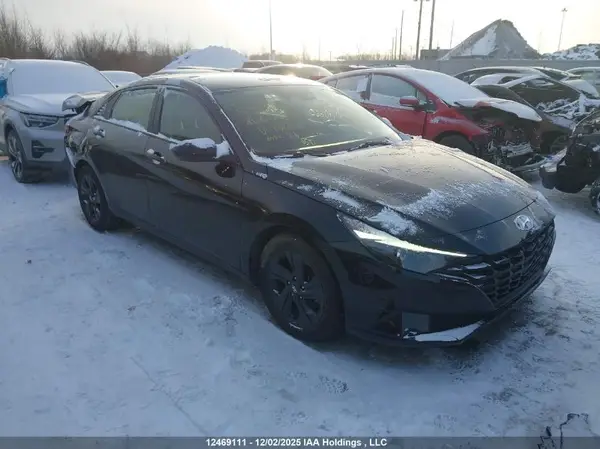 KMHLM4AG3MU170660 2021 HYUNDAI ELANTRA - Image 1