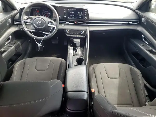 KMHLM4AG3MU175597 2021 HYUNDAI ELANTRA - Image 8