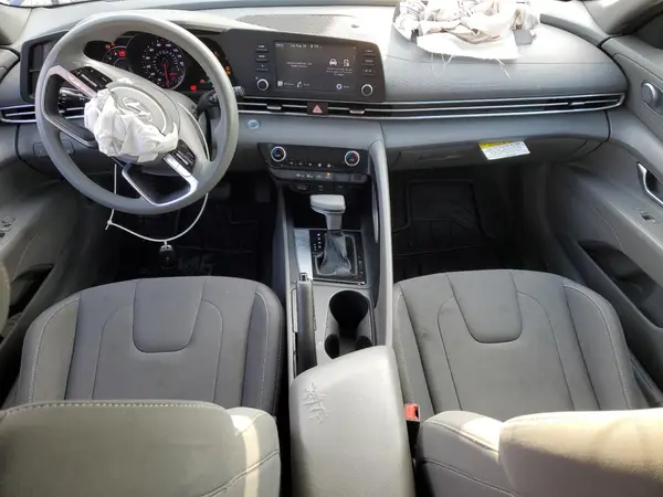 KMHLM4AG3MU189533 2021 HYUNDAI ELANTRA - Image 8