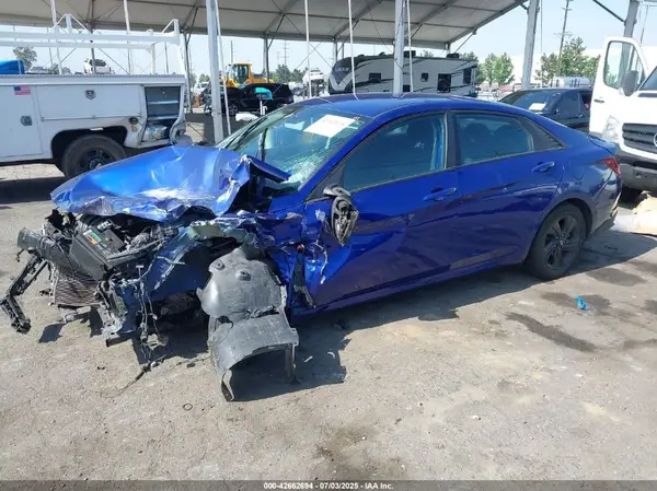 KMHLM4AG3MU195042 2021 HYUNDAI ELANTRA - Image 2